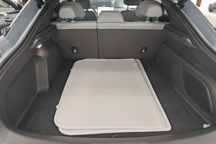 Used XPeng MONA M03 2025 600 with Ultra-Long Range Max Trunk