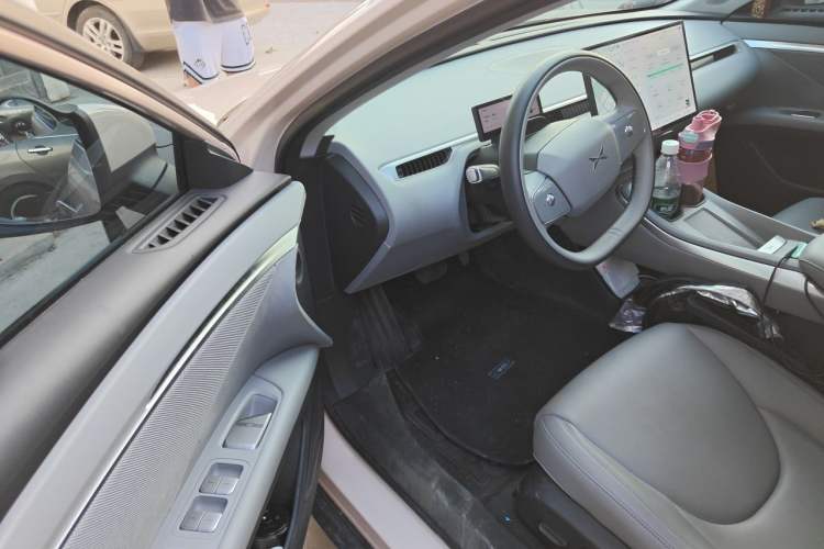 Used XPeng MONA M03 2025 515 Long-Range Plus Driver Seat
