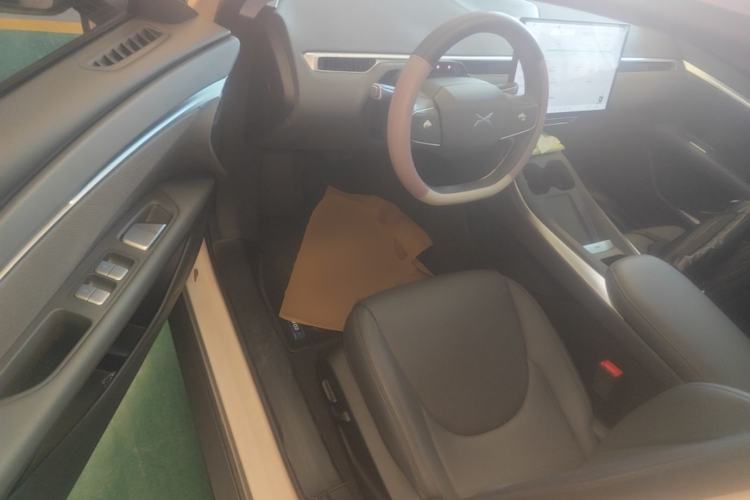 Used XPeng MONA M03 2025 620 Ultra-Long Range Plus Driver Seat