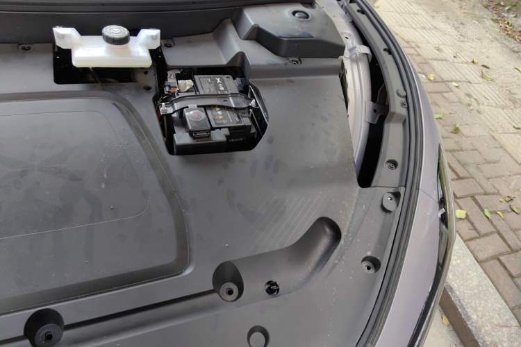 Used XPeng MONA M03 2025 600 with Ultra-Long Range Max Engine Bay Left