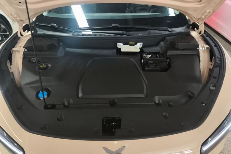 Used XPeng MONA M03 2025 620 Ultra-Long Range Plus Engine Bay