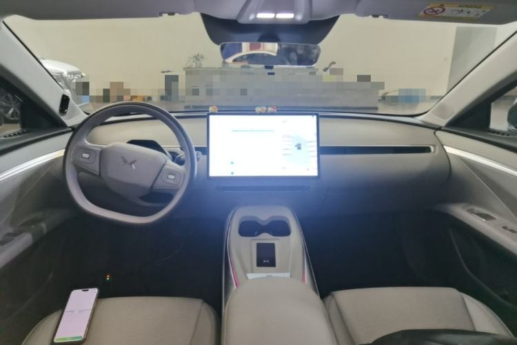 Used XPeng MONA M03 2025 502 Long-Range Max Center Console