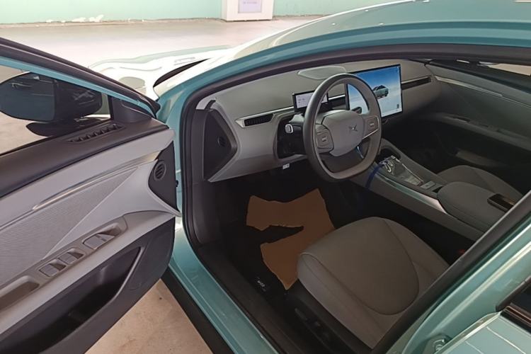 Used XPeng MONA M03 2025 600 with Ultra-Long Range Max Driver Seat