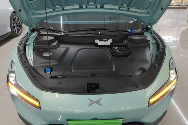 Used XPeng MONA M03 2025 600 with Ultra-Long Range Max Engine Bay