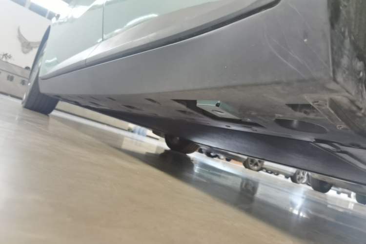 Used XPeng MONA M03 2025 502 Long-Range Max Left Side Sill