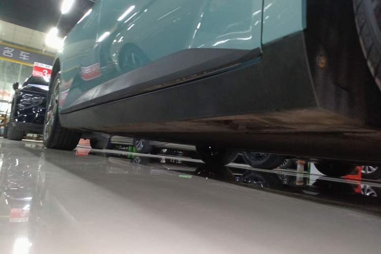 Used XPeng MONA M03 2025 502 Long-Range Max Right Side Sill