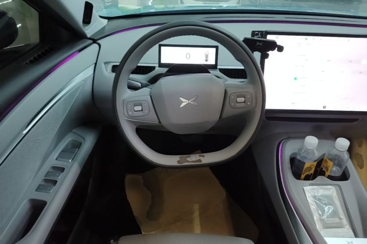 Used XPeng MONA M03 2025 600 with Ultra-Long Range Max Steering Wheel