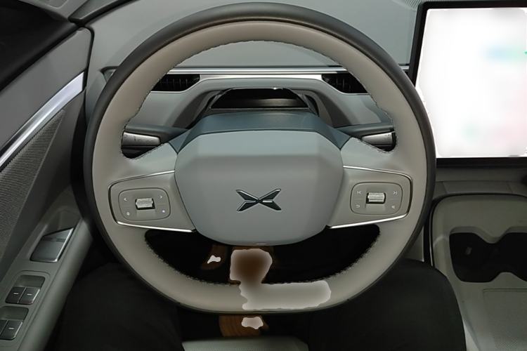 Used XPeng MONA M03 2025 600 with Ultra-Long Range Max Steering Wheel