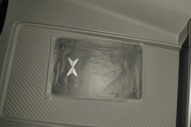 Used XPeng MONA M03 2025 600 with Ultra-Long Range Max Vehicle Key