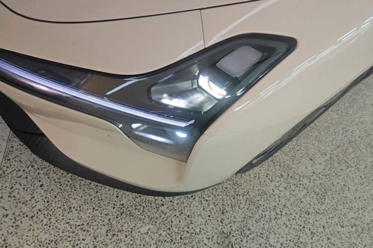 Used XPeng MONA M03 2025 600 with Ultra-Long Range Max Left Front Headlight