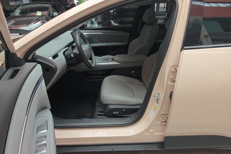 Used XPeng MONA M03 2025 515 Long-Range Plus Left Front Seat