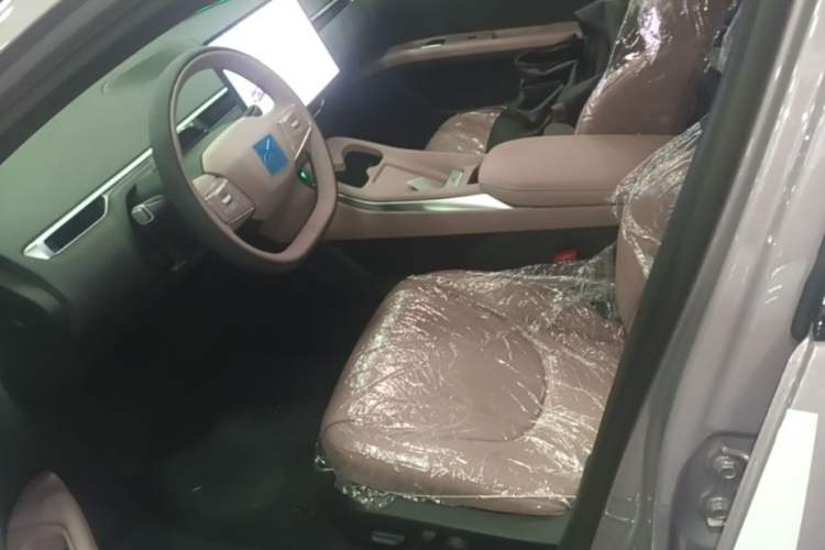 Used XPeng MONA M03 2025 502 Long-Range Max Left Front Seat