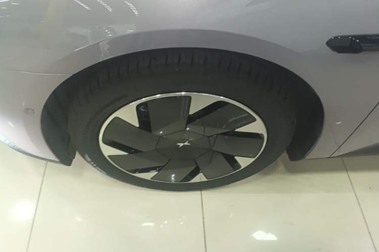 Used XPeng MONA M03 2025 502 Long-Range Max Left Front Wheel Hub