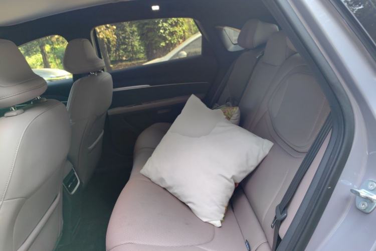 Used XPeng MONA M03 2025 600 with Ultra-Long Range Max Left Rear Seat