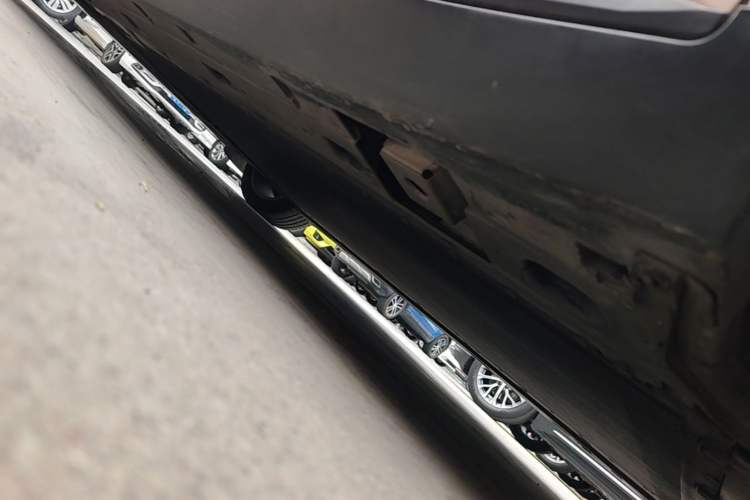 Used XPeng MONA M03 2025 600 with Ultra-Long Range Max Left Side Sill