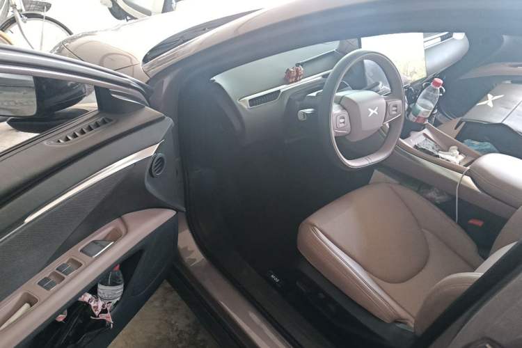 Used XPeng MONA M03 2025 600 with Ultra-Long Range Max Driver Seat