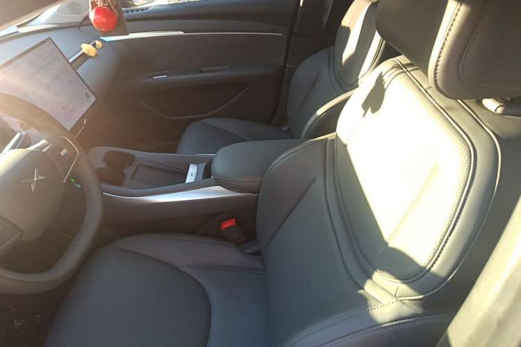 Used XPeng MONA M03 2025 502 Long-Range Max Left Front Seat