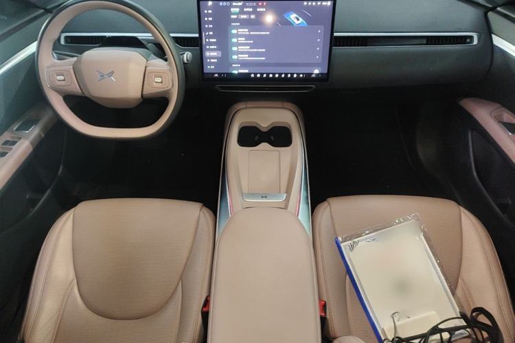 Used XPeng MONA M03 2025 600 with Ultra-Long Range Max Center Console