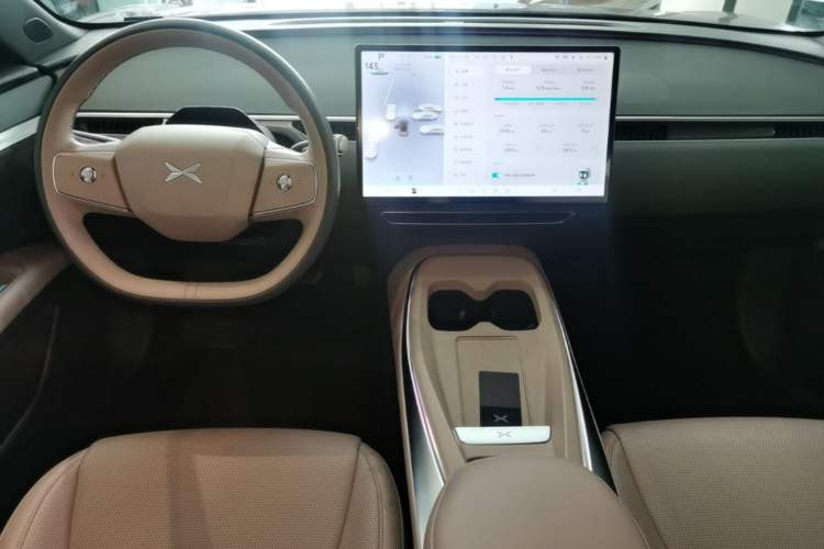 Used XPeng MONA M03 2025 515 Long-Range Plus Center Console