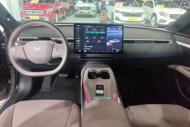 Used XPeng MONA M03 2025 600 with Ultra-Long Range Max Center Console