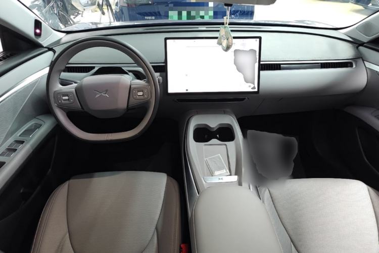 Used XPeng MONA M03 2025 600 with Ultra-Long Range Max Center Console