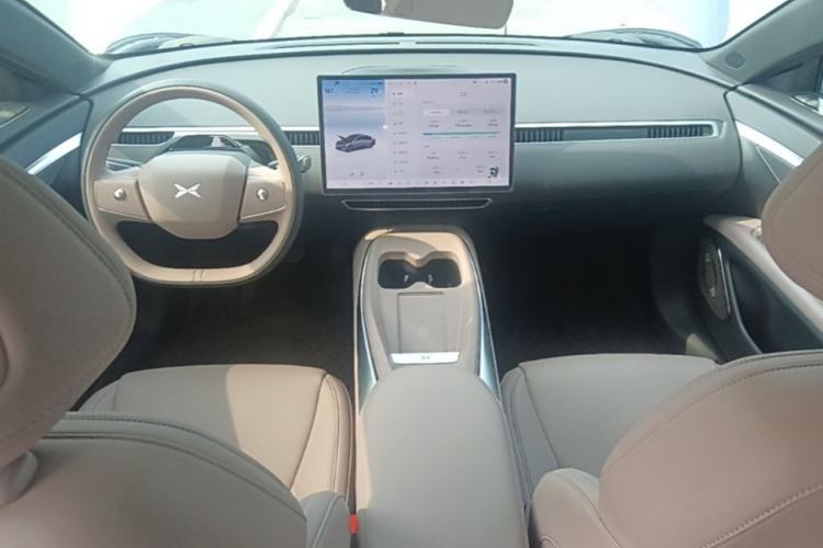 Used XPeng MONA M03 2025 515 Long-Range Plus Center Console