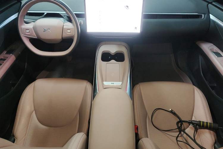 Used XPeng MONA M03 2025 502 Long-Range Max Center Console
