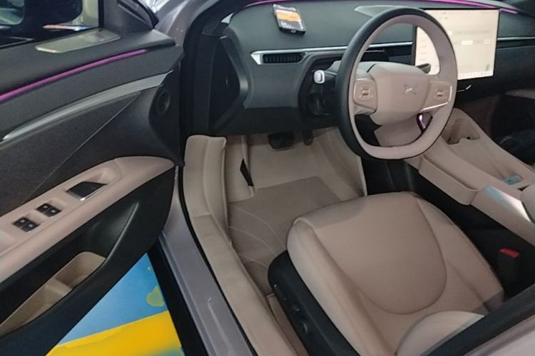 Used XPeng MONA M03 2025 600 with Ultra-Long Range Max Driver Seat