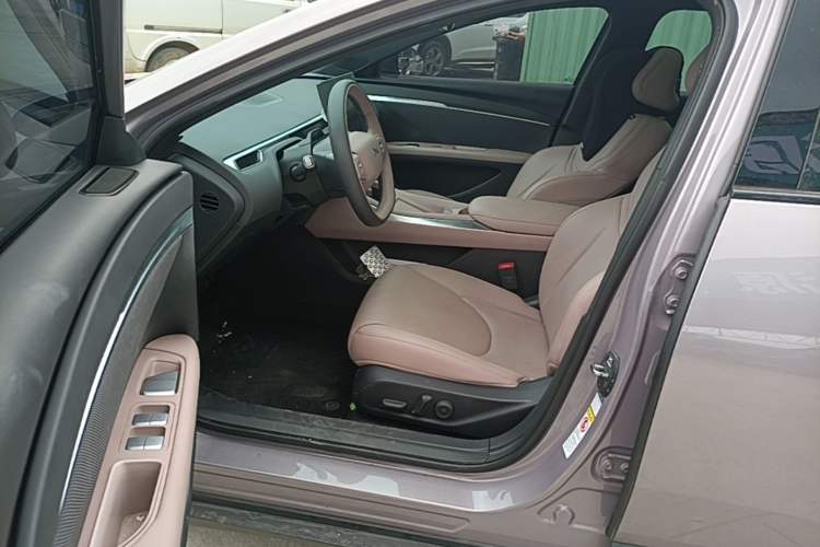 Used XPeng MONA M03 2025 502 Long-Range Max Driver Seat