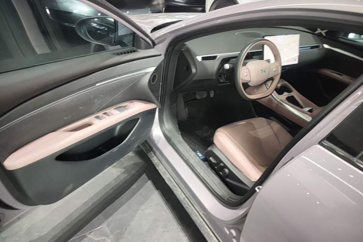 Used XPeng MONA M03 2025 515 Long-Range Plus Driver Seat