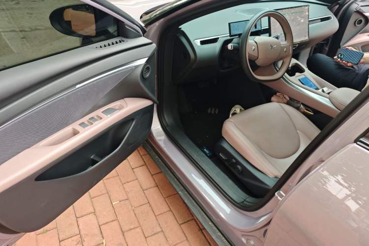 Used XPeng MONA M03 2025 620 Ultra-Long Range Plus Driver Seat
