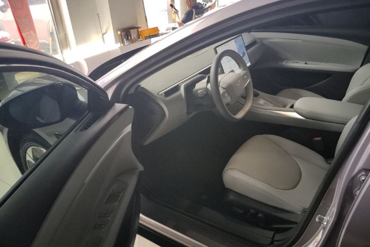Used XPeng MONA M03 2025 515 Long-Range Plus Driver Seat