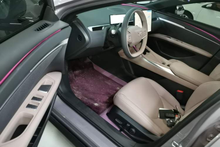 Used XPeng MONA M03 2025 600 with Ultra-Long Range Max Driver Seat