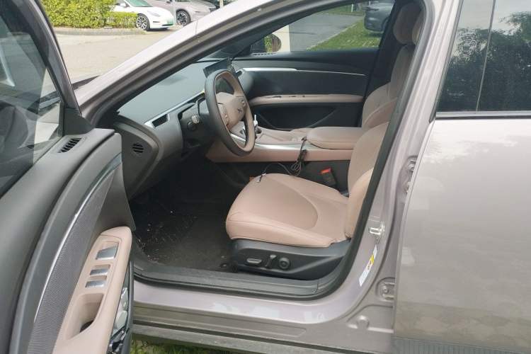 Used XPeng MONA M03 2025 600 with Ultra-Long Range Max Driver Seat
