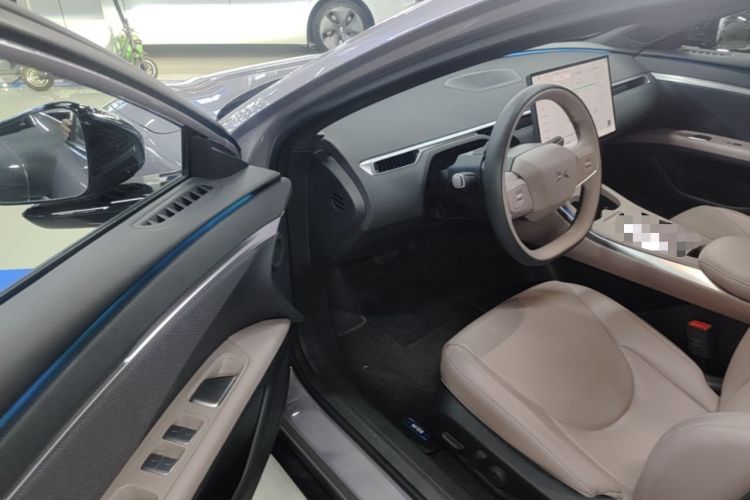 Used XPeng MONA M03 2025 600 with Ultra-Long Range Max Driver Seat