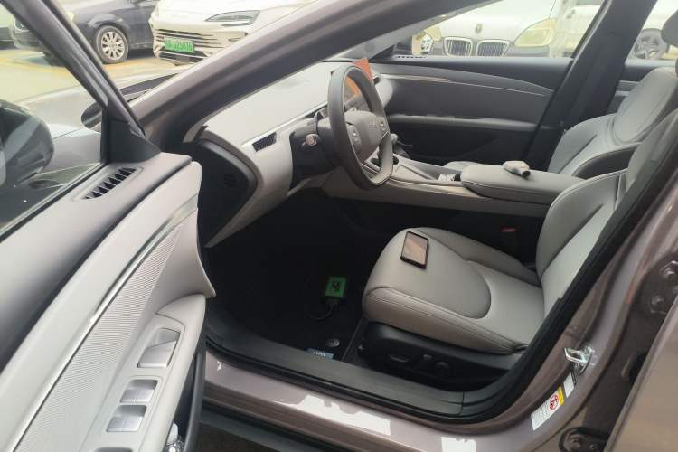 Used XPeng MONA M03 2025 502 Long-Range Max Driver Seat