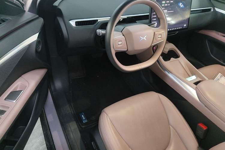 Used XPeng MONA M03 2025 600 with Ultra-Long Range Max Driver Seat