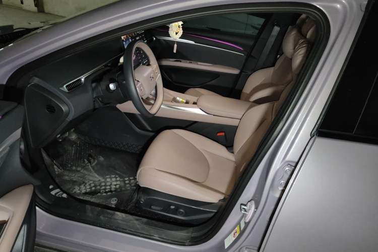 Used XPeng MONA M03 2025 600 with Ultra-Long Range Max Driver Seat