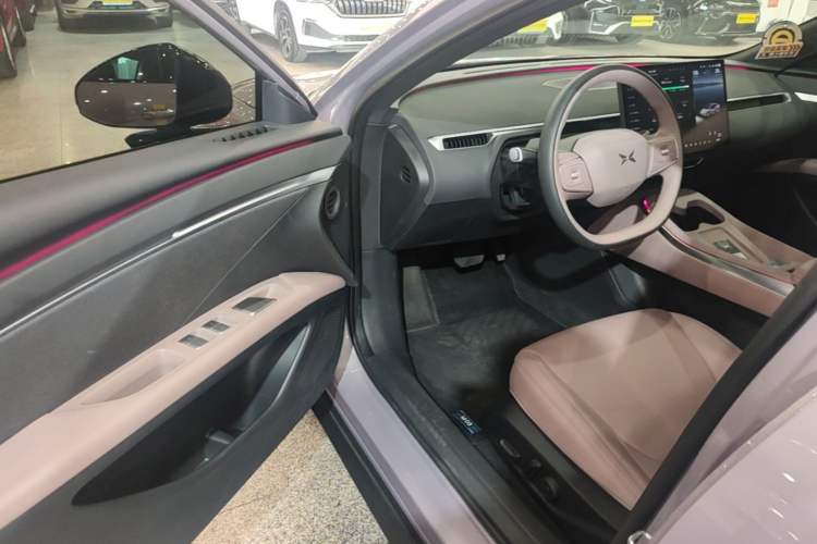 Used XPeng MONA M03 2025 600 with Ultra-Long Range Max Driver Seat