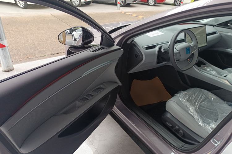 Used XPeng MONA M03 2025 502 Long-Range Max Driver Seat