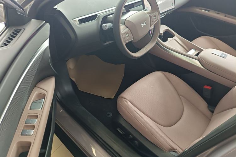 Used XPeng MONA M03 2025 600 with Ultra-Long Range Max Driver Seat