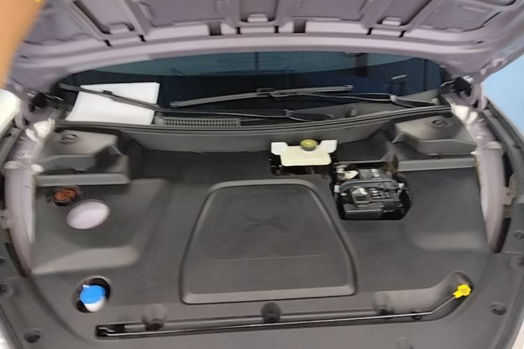Used XPeng MONA M03 2025 600 with Ultra-Long Range Max Engine Bay
