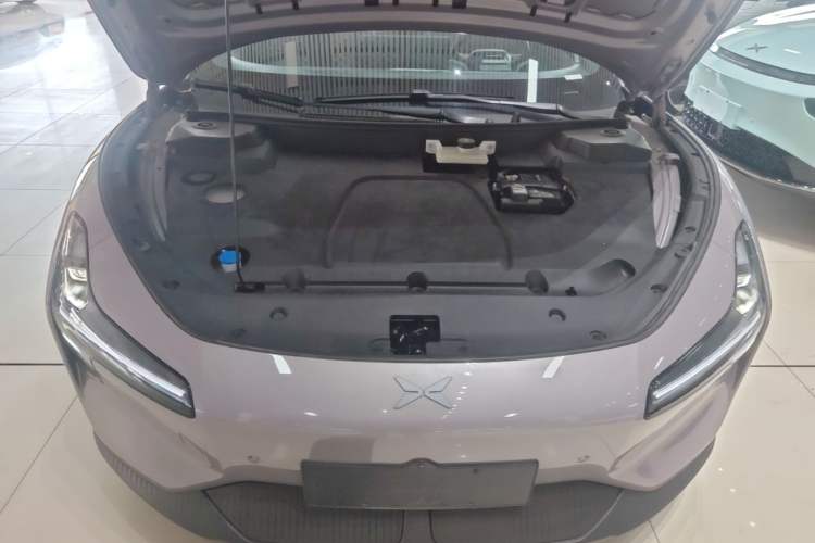 Used XPeng MONA M03 2025 600 with Ultra-Long Range Max Engine Bay