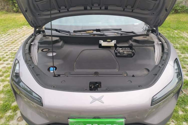 Used XPeng MONA M03 2025 600 with Ultra-Long Range Max Engine Bay