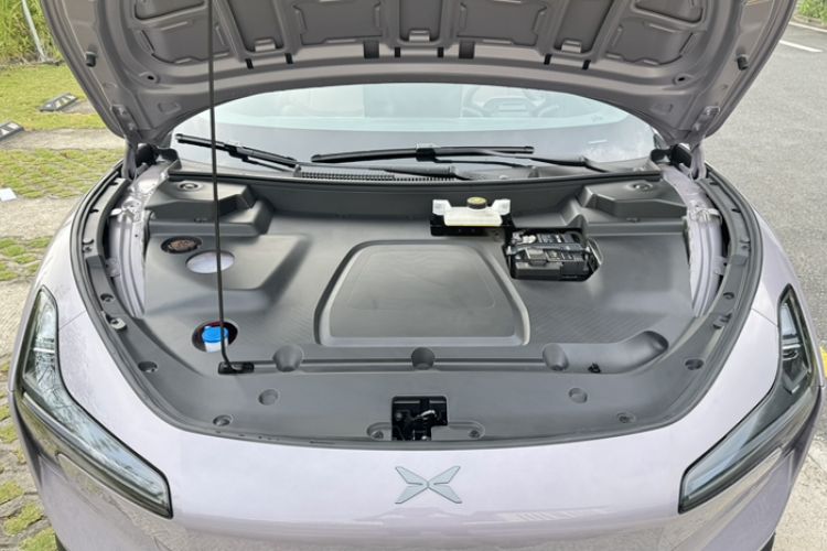 Used XPeng MONA M03 2025 502 Long-Range Max Engine Bay