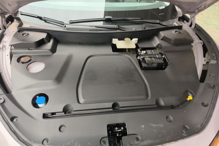 Used XPeng MONA M03 2025 502 Long-Range Max Engine Bay