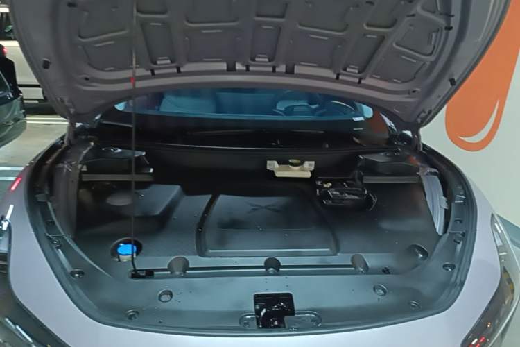 Used XPeng MONA M03 2025 600 with Ultra-Long Range Max Engine Bay