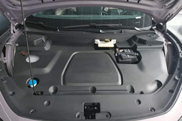 Used XPeng MONA M03 2025 502 Long-Range Max Engine Bay