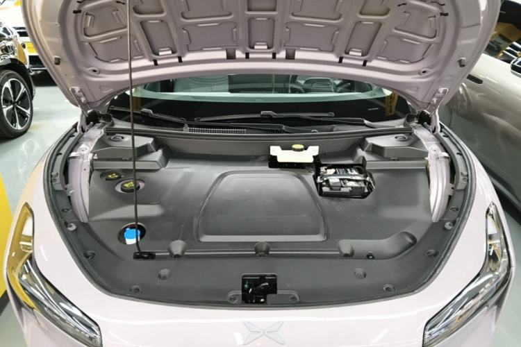 Used XPeng MONA M03 2025 600 with Ultra-Long Range Max Engine Bay
