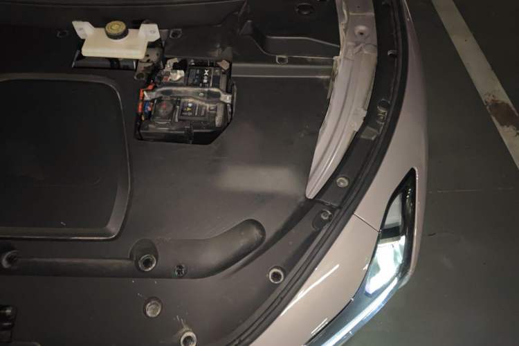 Used XPeng MONA M03 2025 600 with Ultra-Long Range Max Engine Bay Left